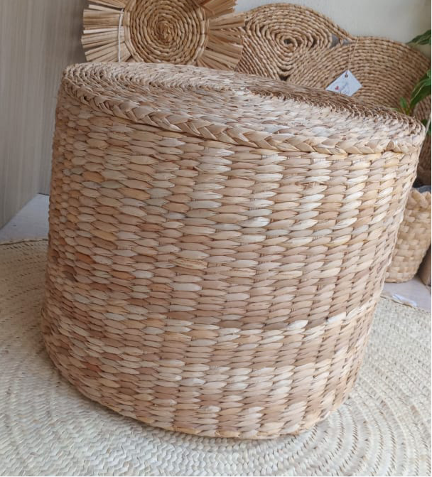 Puff de Palha Natural – Aconchego Artesanal para o Seu Espaço